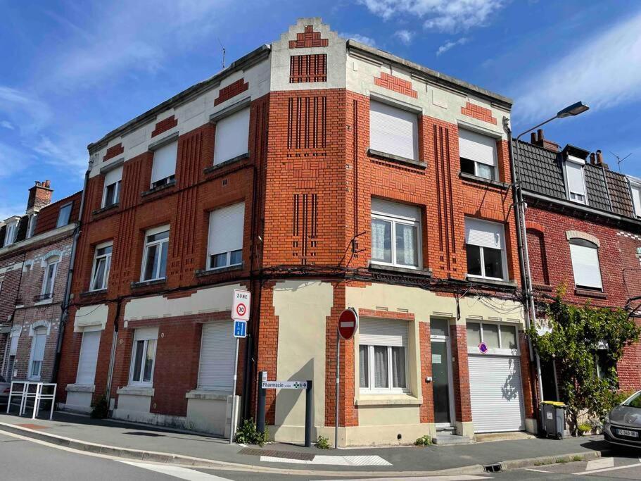 Appartement Calme Et Lumineux - Parking Privatif - Metro A 5Mn Mons-en-Baroeul Exterior photo