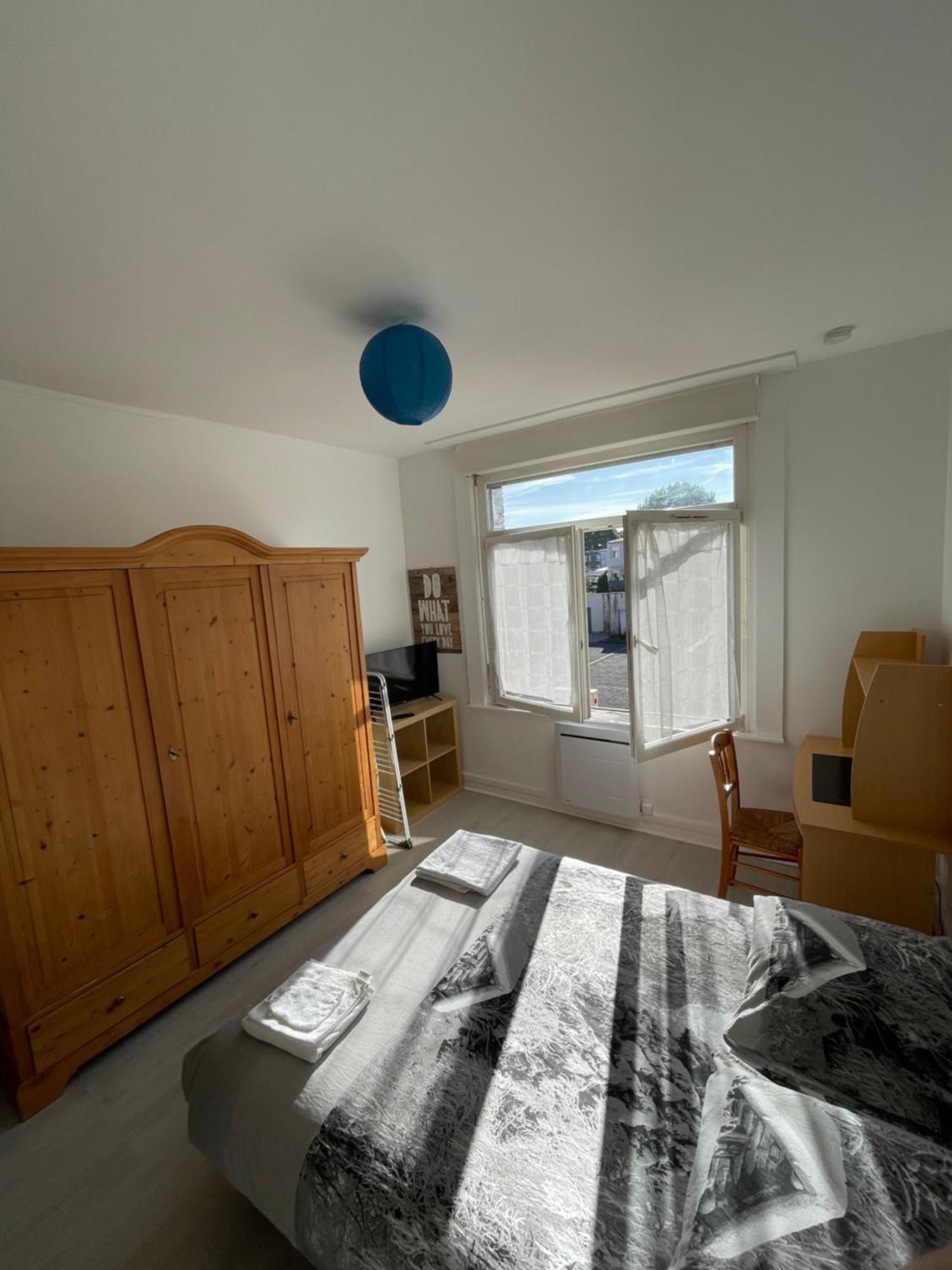 Appartement Calme Et Lumineux - Parking Privatif - Metro A 5Mn Mons-en-Baroeul Exterior photo